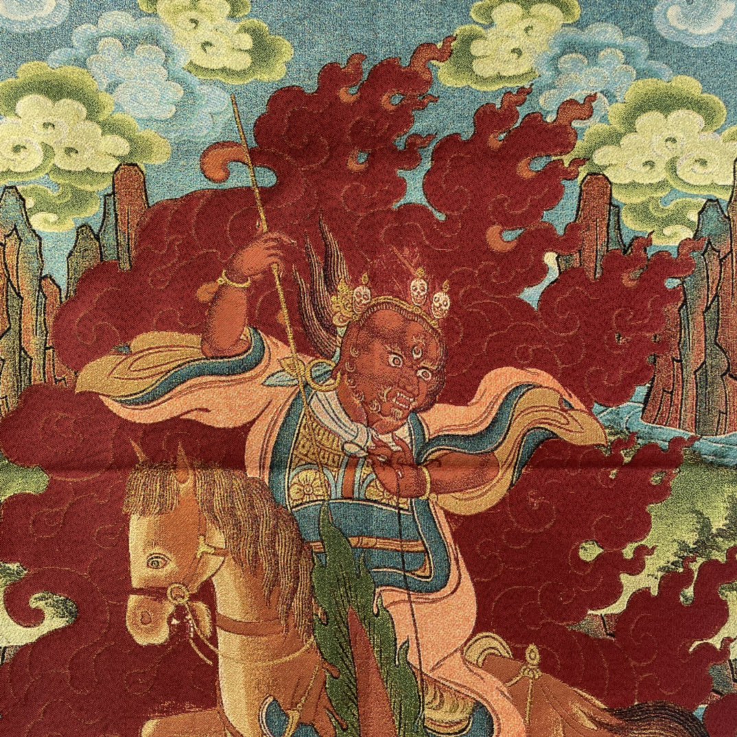 35' Old Nepalese Temples Silk  - Embroidery Horse recension och pris